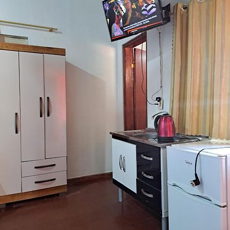 Hummingbird Hostel Ciudad del Este Ngoại thất bức ảnh