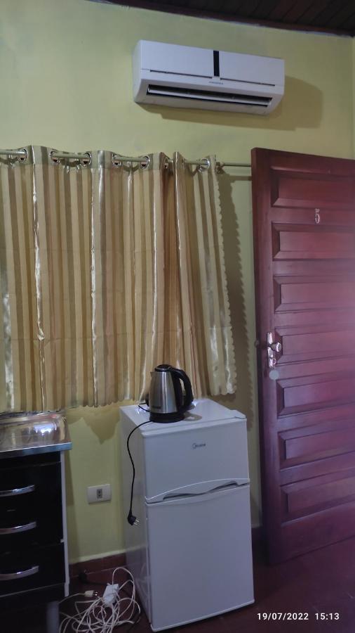 Hummingbird Hostel Ciudad del Este Ngoại thất bức ảnh