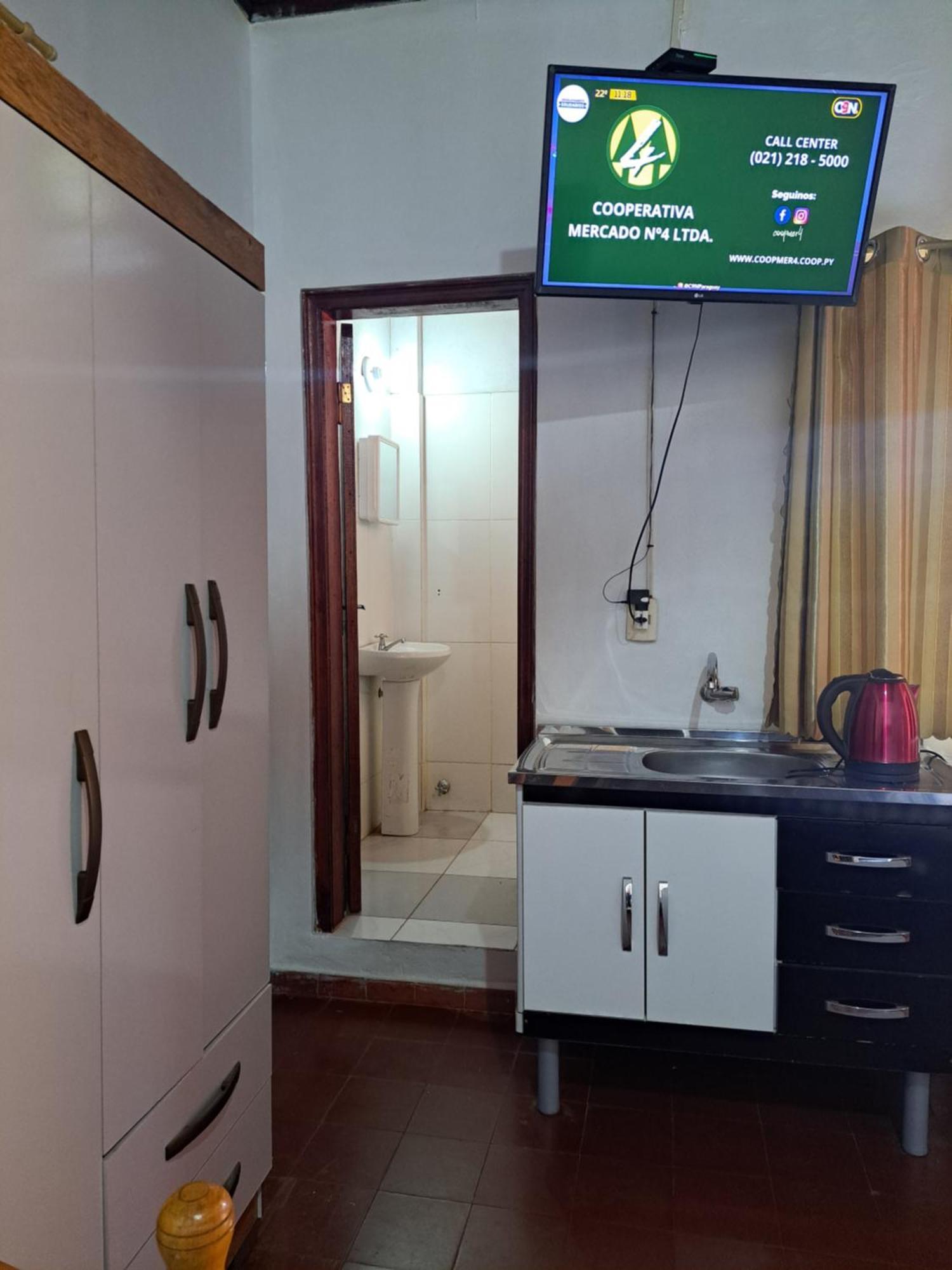 Hummingbird Hostel Ciudad del Este Ngoại thất bức ảnh