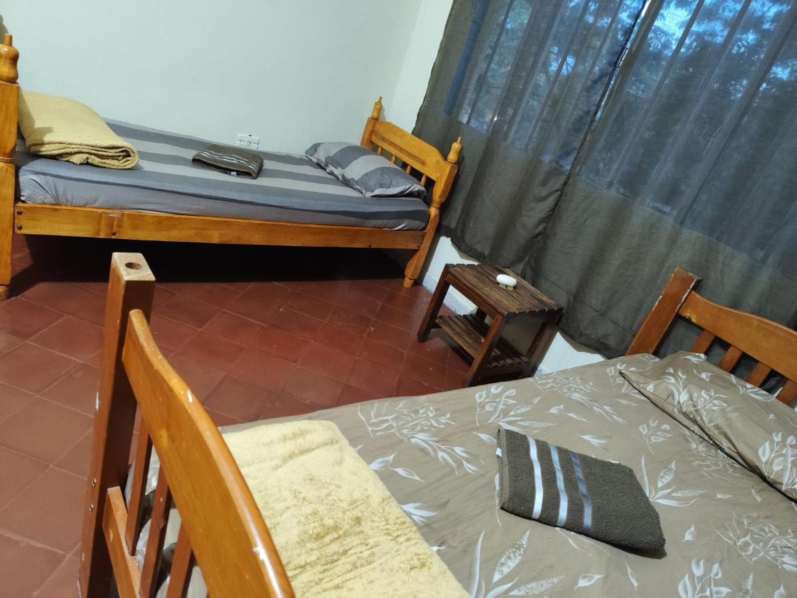 Hummingbird Hostel Ciudad del Este Ngoại thất bức ảnh